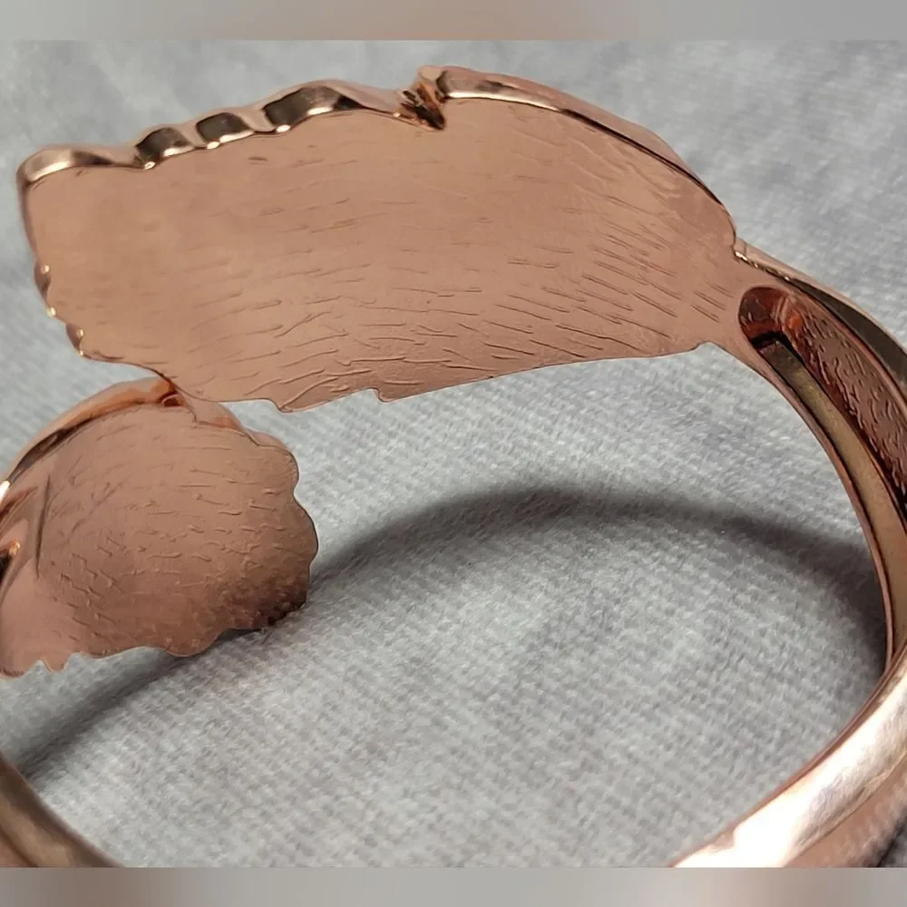 Bypass Bangle Bracelet in Rosetone‎